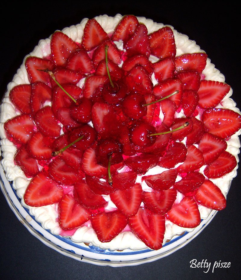 Tarta z truskawkami